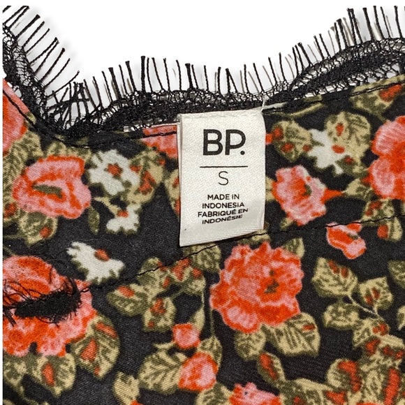 Floral Print camisole top, Nordstrom BP black lace v-neck, adjustable straps NEW - Picture 10 of 10